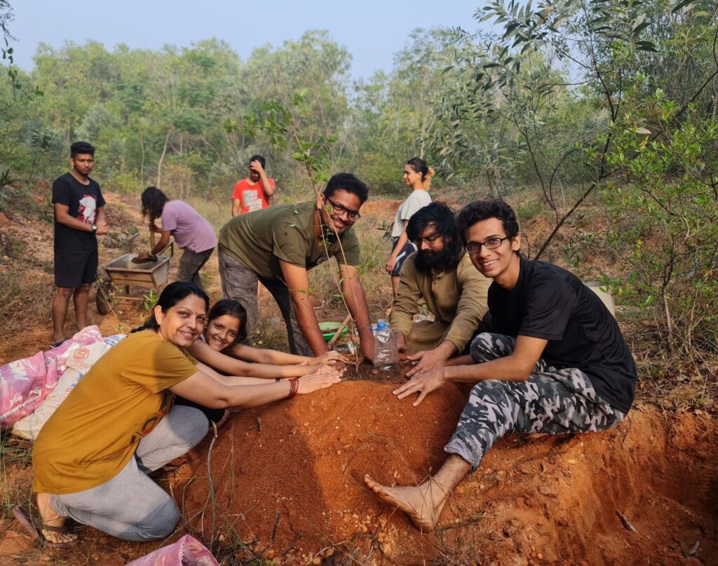 Tree Planting SF Auroville TN